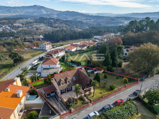 Moradia T4 para Venda em Vila Verde e Barbudo Foto 45