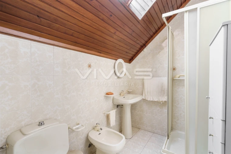 Moradia T4 para Venda em Vila Verde e Barbudo Foto 23