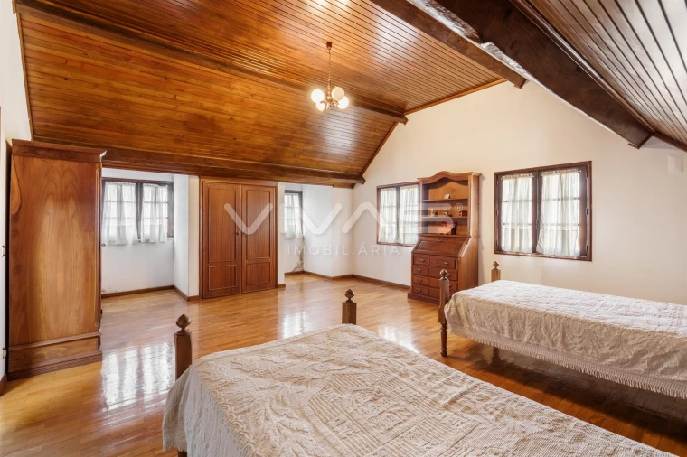 Moradia T4 para Venda em Vila Verde e Barbudo Foto 21