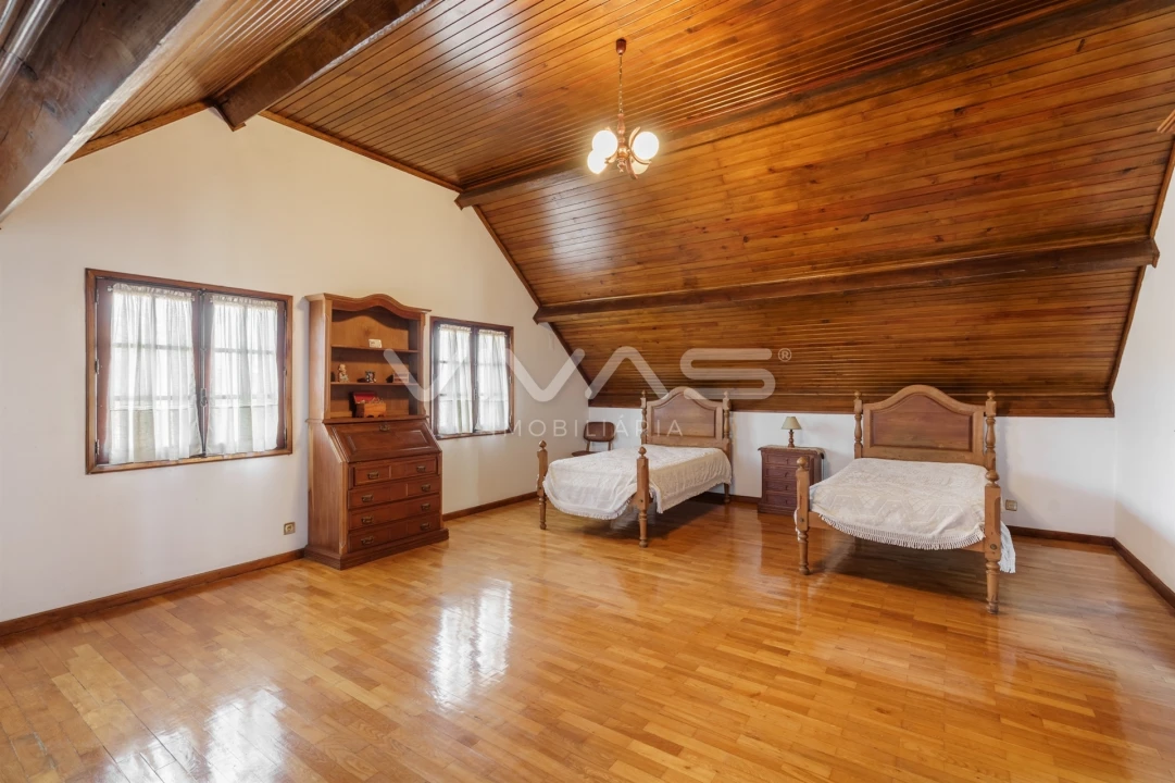 Moradia T4 para Venda em Vila Verde e Barbudo Foto 20