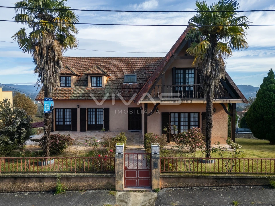 Moradia T4 para Venda em Vila Verde e Barbudo Foto 2