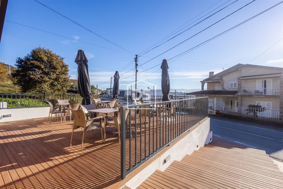 Loja para Trespasse em Nevogilde Foto 12