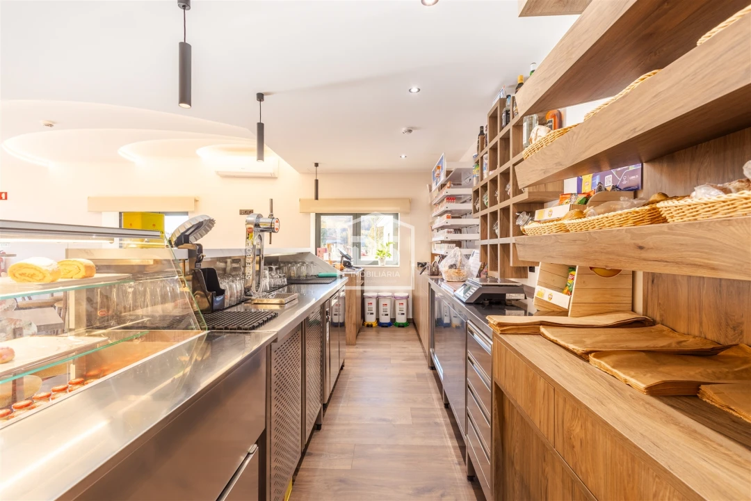 Loja para Trespasse em Nevogilde Foto 5