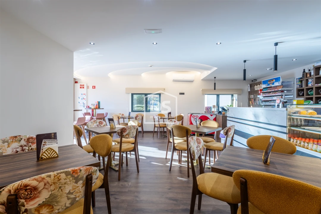 Loja para Trespasse em Nevogilde Foto 3