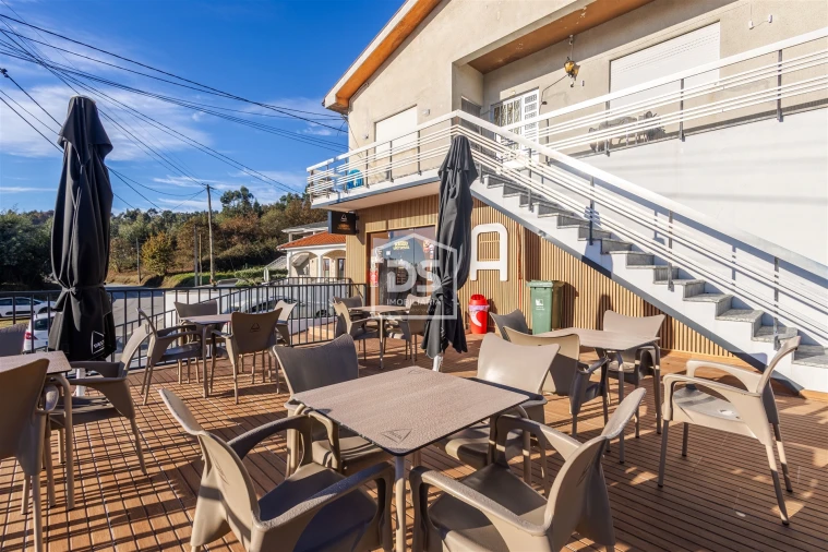 Loja para Trespasse em Nevogilde Foto 10