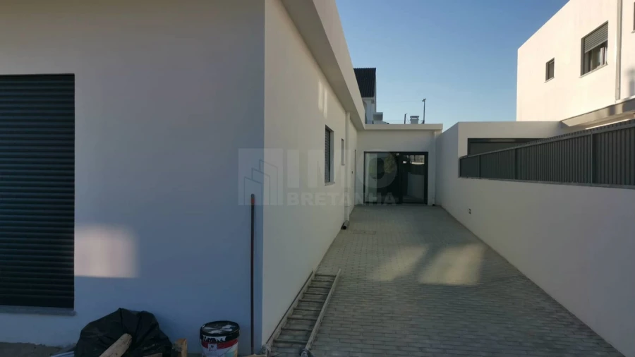 Moradia T3 para Venda em Fernao Ferro Foto 3