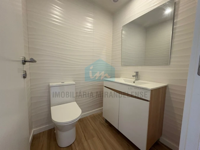 Moradia T2 para Venda em Mascarenhas Foto 4