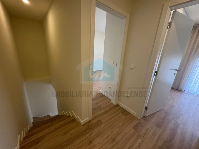 Moradia T2 para Venda em Mascarenhas Foto 6