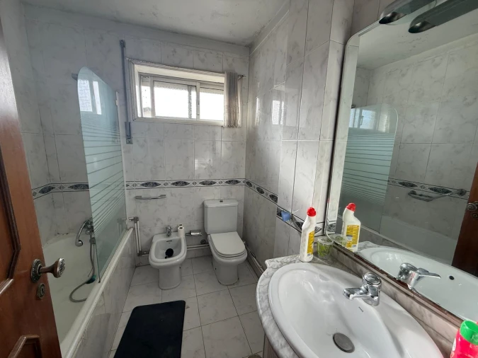 Apartamento T3 para Venda em Paranhos Foto 9