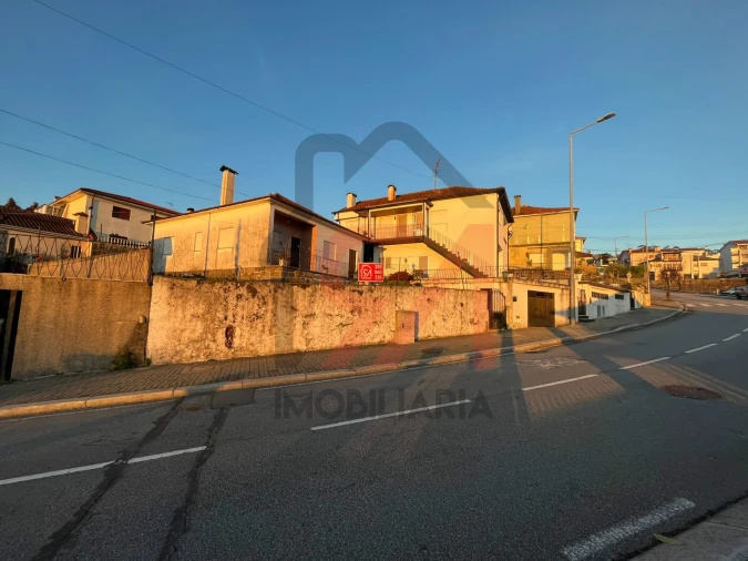 Moradia T3 para Venda em Paços de Ferreira Foto 2