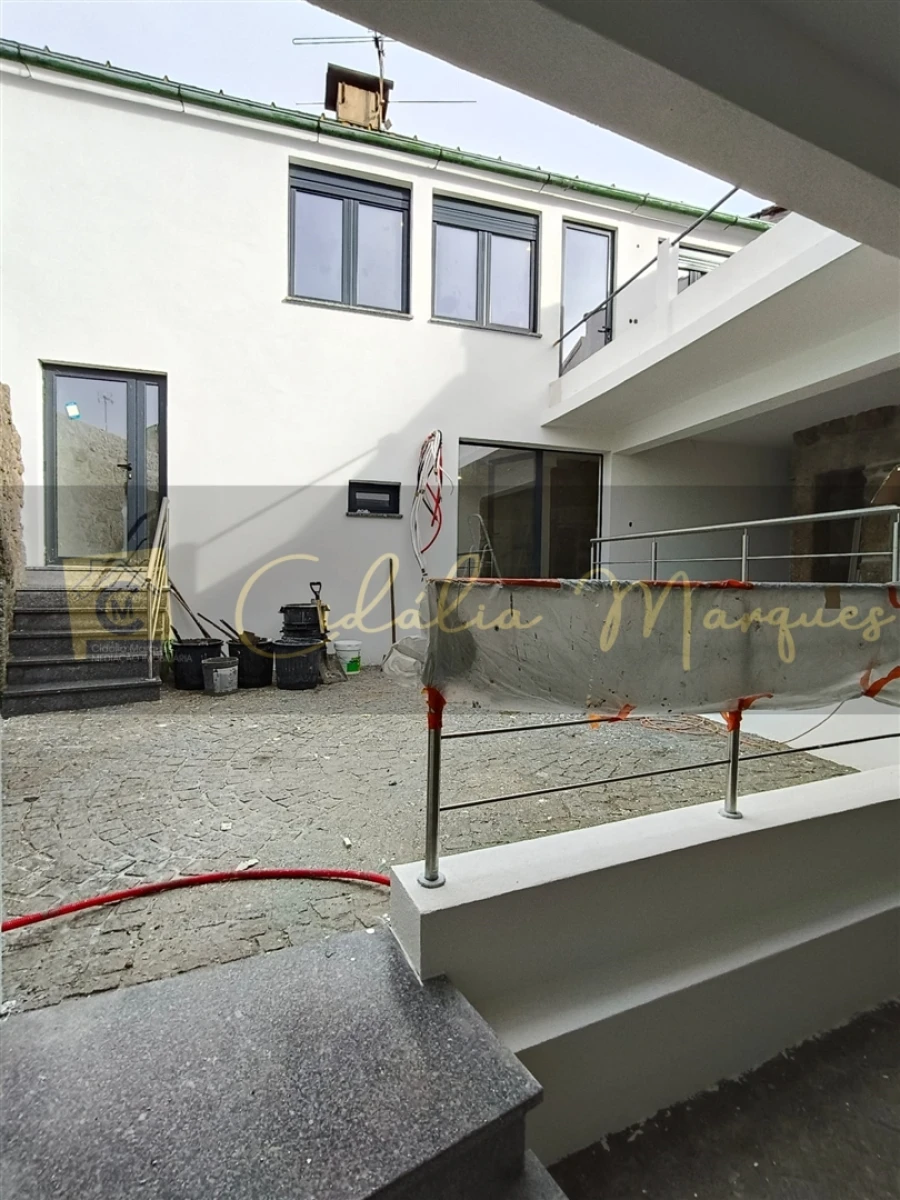 Moradia T3 para Venda em Faíl e Vila Chã de Sá Foto 3