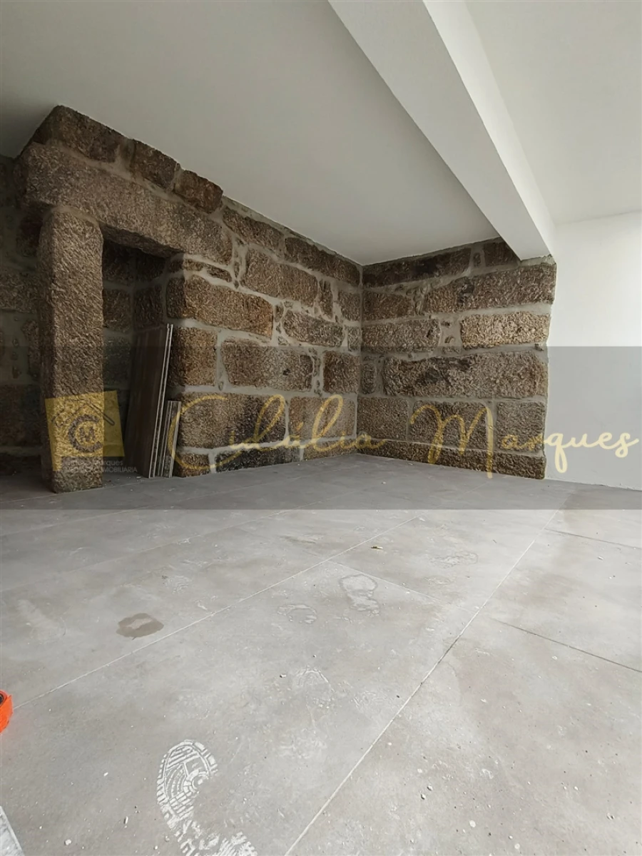 Moradia T3 para Venda em Faíl e Vila Chã de Sá Foto 4