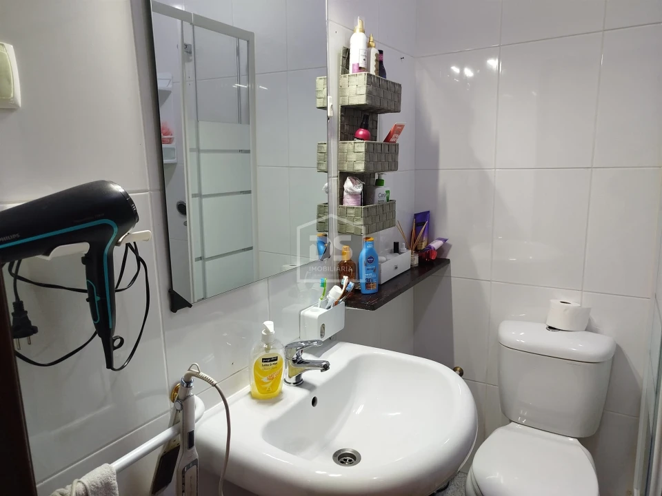 Apartamento T2 para Venda em Currelos, Papízios e Sobral Foto 22