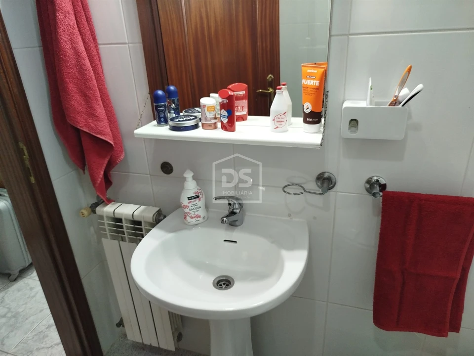 Apartamento T2 para Venda em Currelos, Papízios e Sobral Foto 15