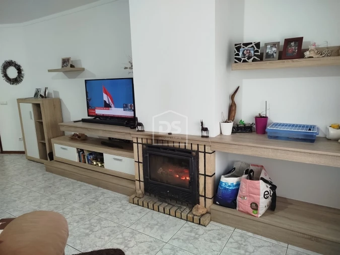 Apartamento T2 para Venda em Currelos, Papízios e Sobral Foto 29