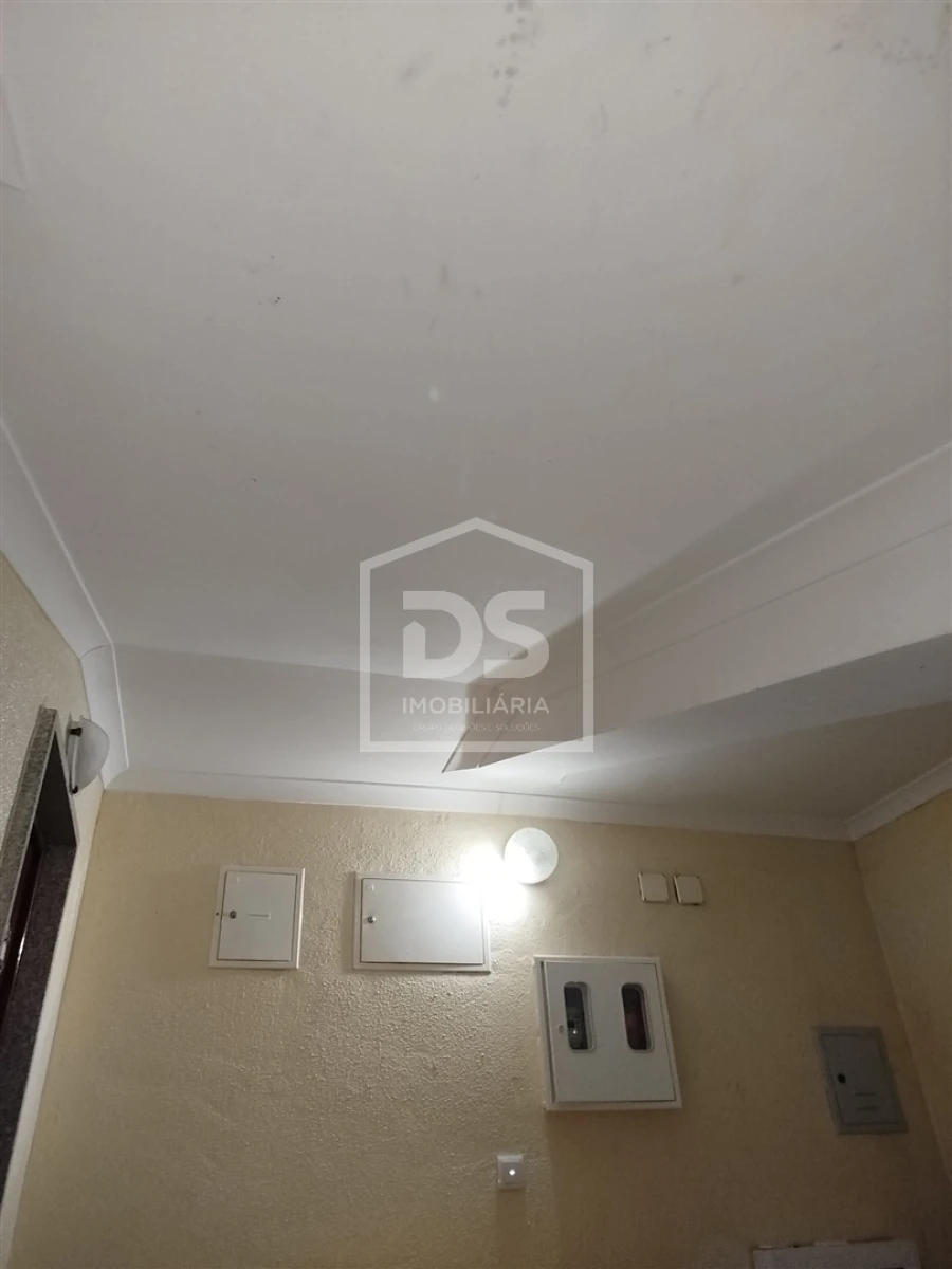 Apartamento T2 para Venda em Currelos, Papízios e Sobral Foto 47