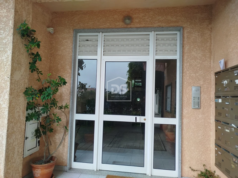 Apartamento T2 para Venda em Currelos, Papízios e Sobral Foto 48