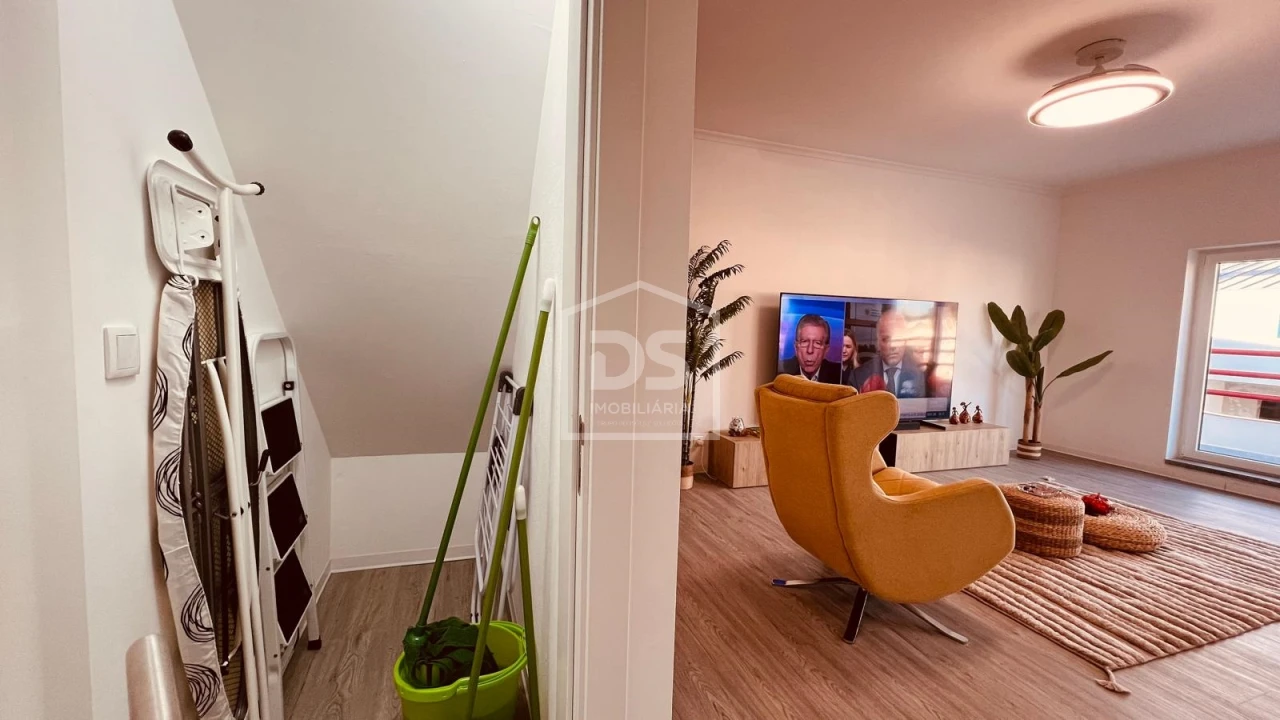 Apartamento T2 para Venda em Seia, São Romão e Lapa dos Dinheiros Foto 4