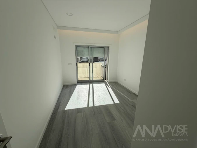 Apartamento T3 para Venda em Viseu Foto 6