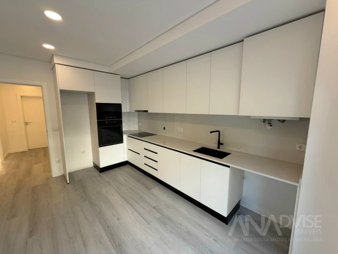 Apartamento T3 para Venda em Viseu Foto 16