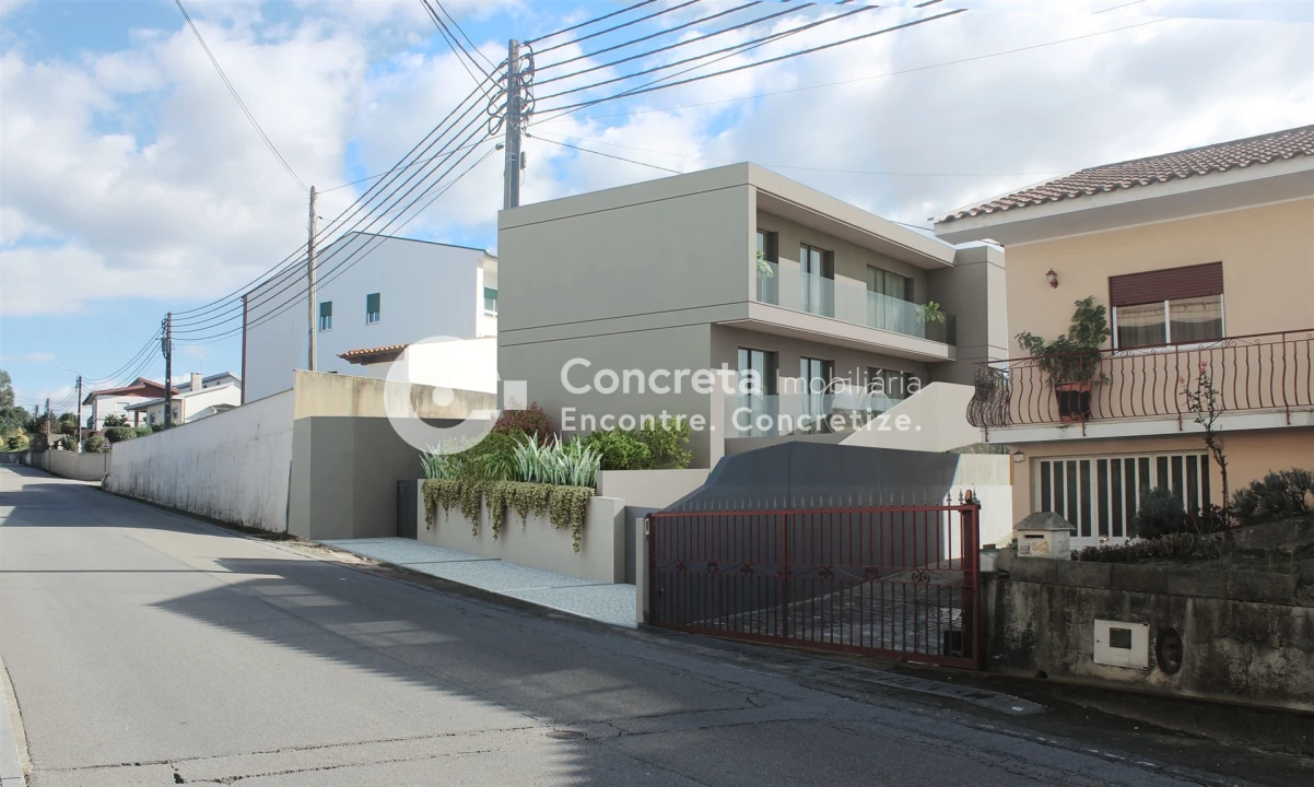 Apartamento T2 para Venda em Rio Covo (Santa Eugenia) Foto 8