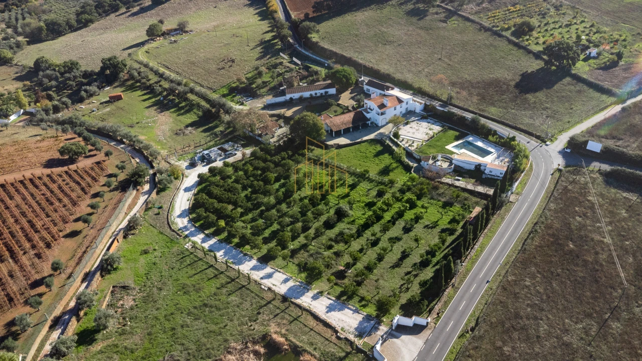 Quinta T5 para Venda em Nossa Senhora da Conceição e São Bartolomeu Foto 3