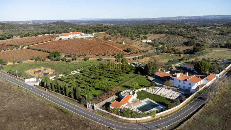 Quinta T9 para Venda em Nossa Senhora da Conceição e São Bartolomeu Foto 2