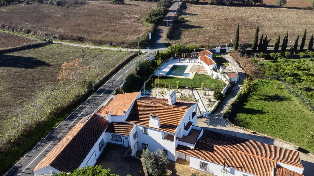 Quinta T5 para Venda em Nossa Senhora da Conceição e São Bartolomeu Foto 1