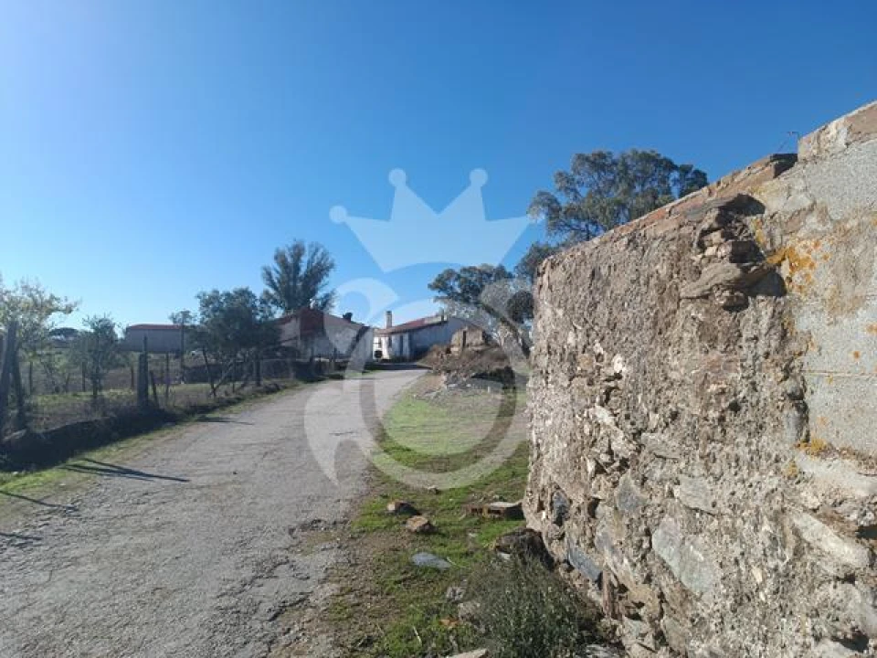 Moradia T3 para Venda em Reguengos de Monsaraz Foto 6