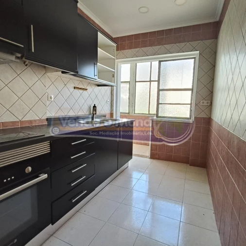 Apartamento T2 para Venda em Vila Franca de Xira Foto 2