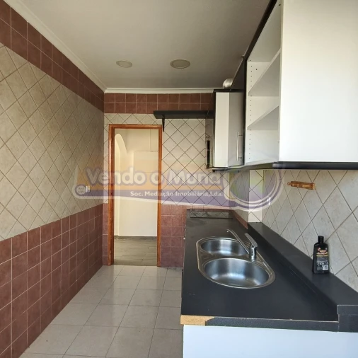 Apartamento T2 para Venda em Vila Franca de Xira Foto 4