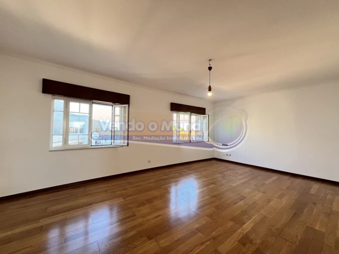 Apartamento T3 para Venda em Benavente