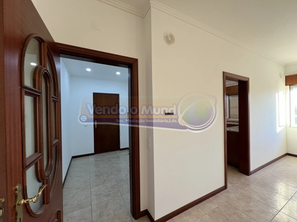 Apartamento T3 para Venda em Samora Correia Foto 5