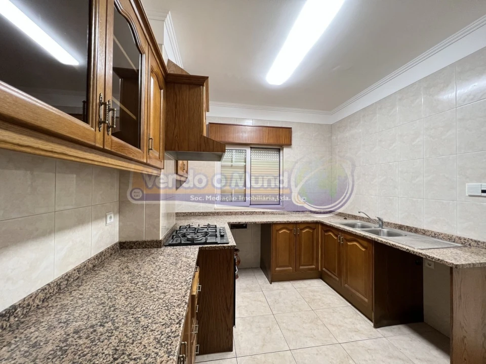 Apartamento T3 para Venda em Samora Correia Foto 9