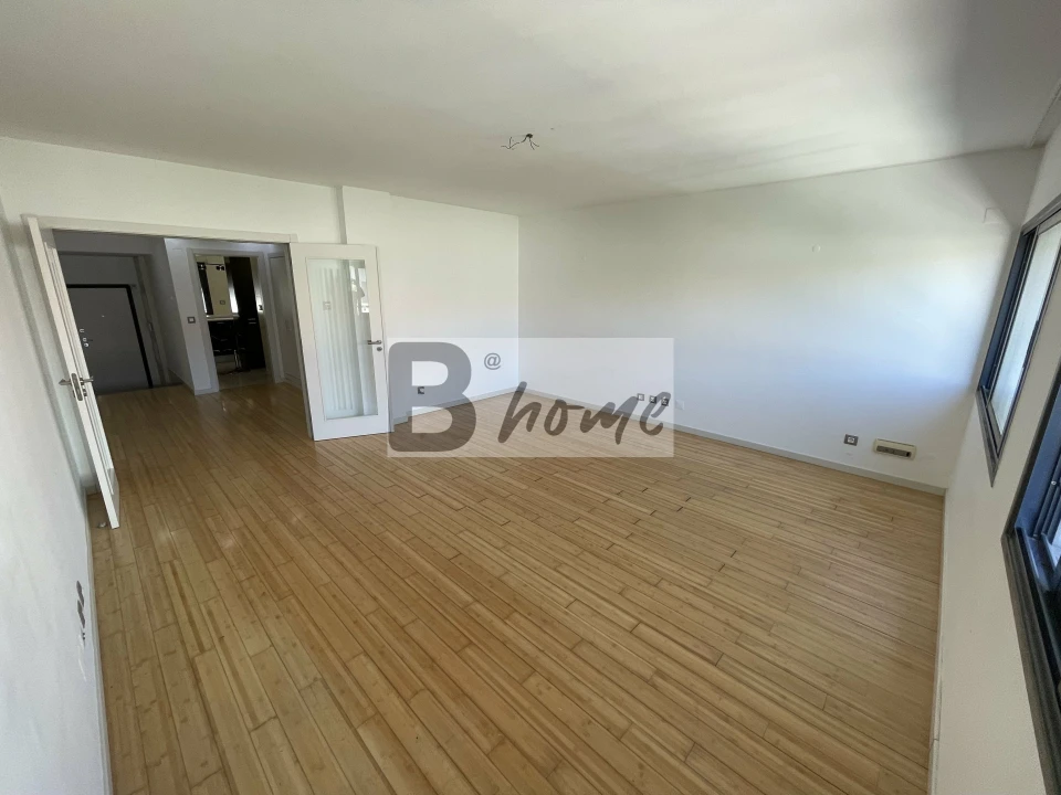 Apartamento T2 para Venda em Costa da Caparica Foto 4