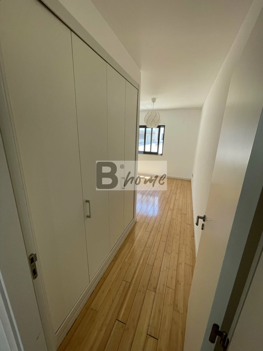 Apartamento T2 para Venda em Costa da Caparica Foto 9