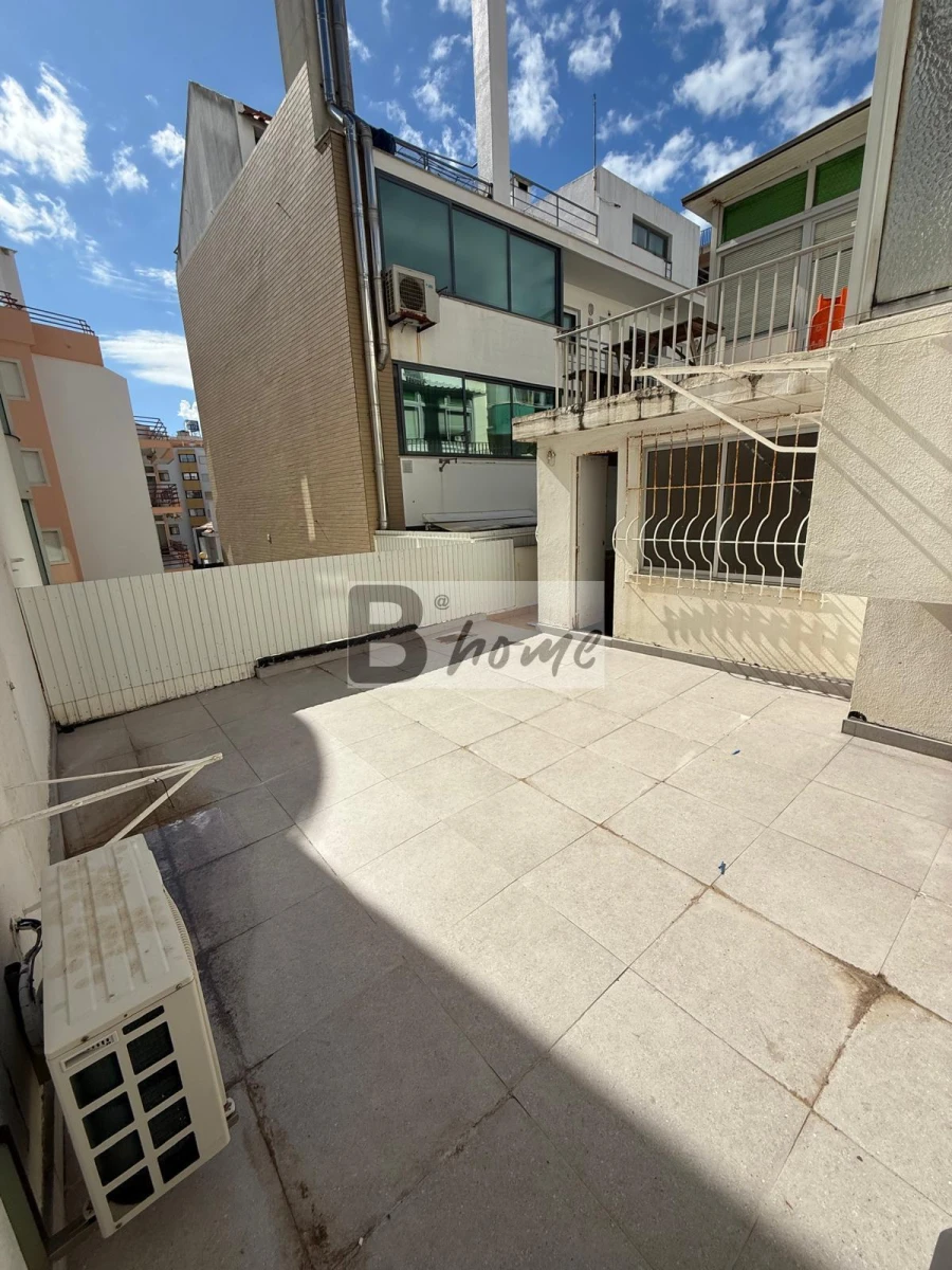 Apartamento T3 para Venda em Costa da Caparica Foto 15