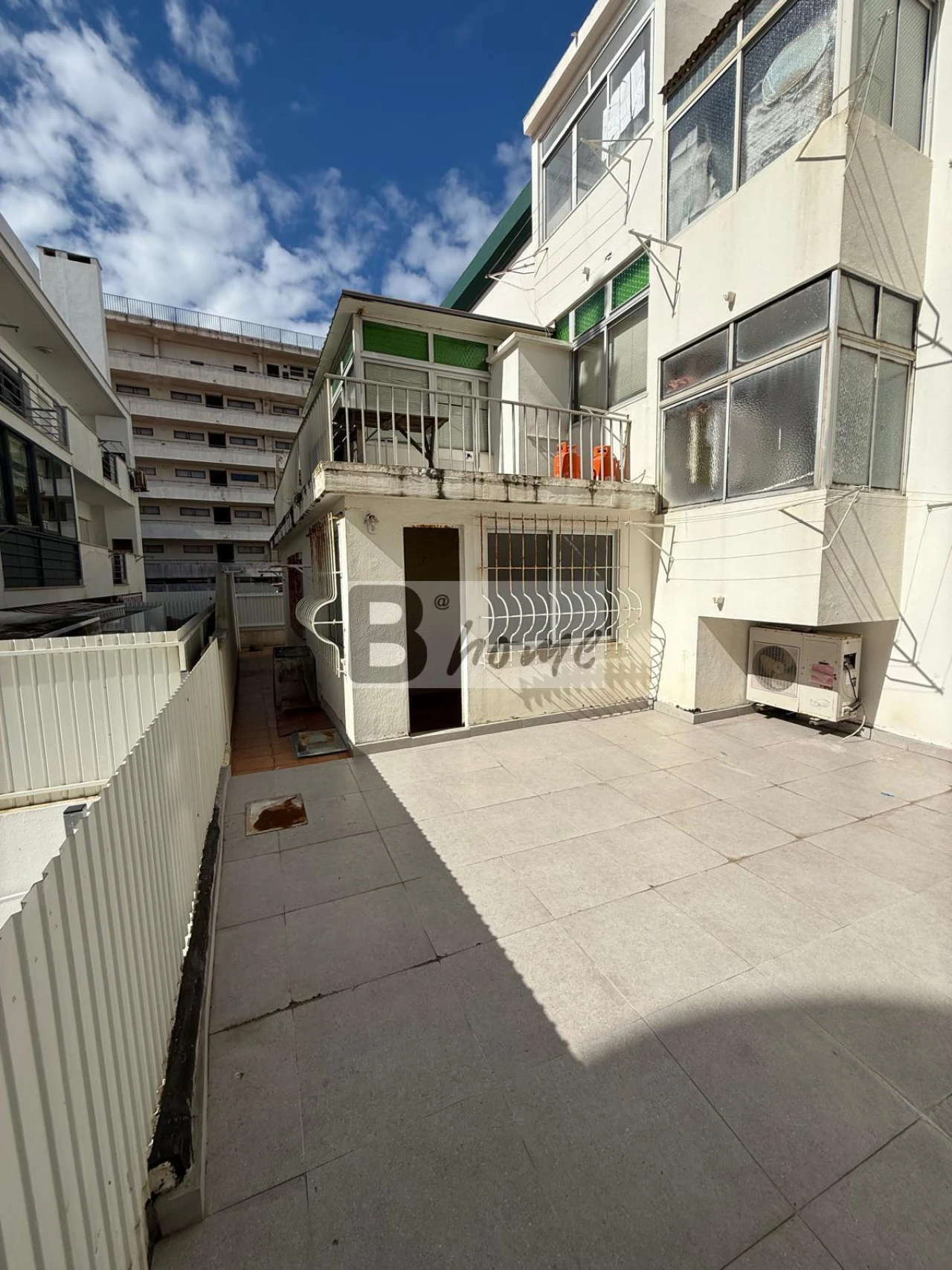 Apartamento T3 para Venda em Costa da Caparica Foto 2