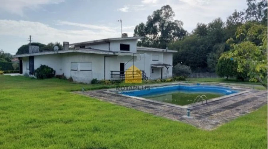 Moradia T5 para Venda em Ruivães e Novais Foto 2