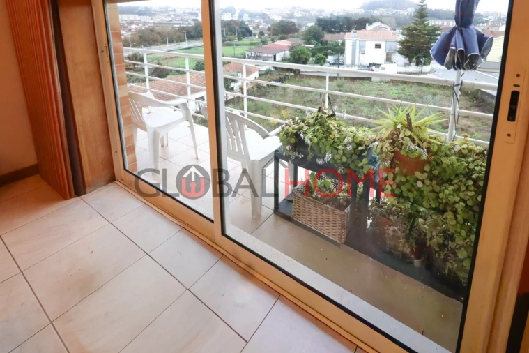 Apartamento T2 para Venda em Fânzeres e São Pedro da Cova Foto 5