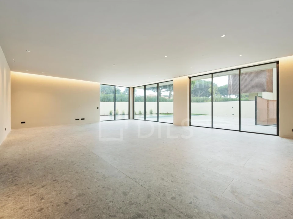 Moradia T5 para Venda em Cascais e Estoril Foto 3