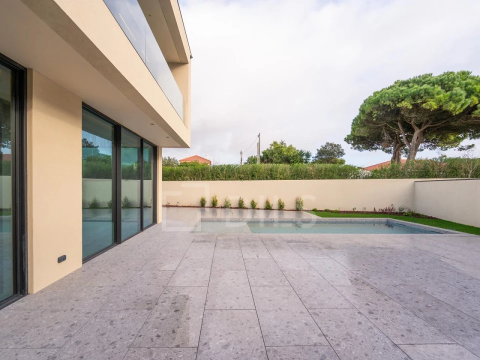 Moradia T5 para Venda em Cascais e Estoril Foto 10