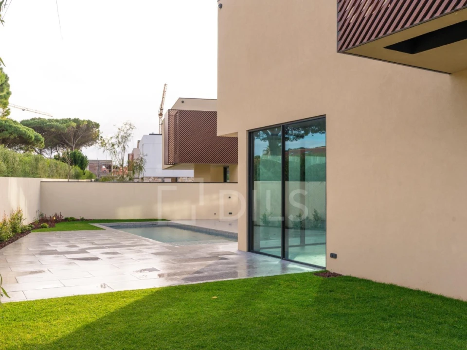 Moradia T5 para Venda em Cascais e Estoril Foto 40