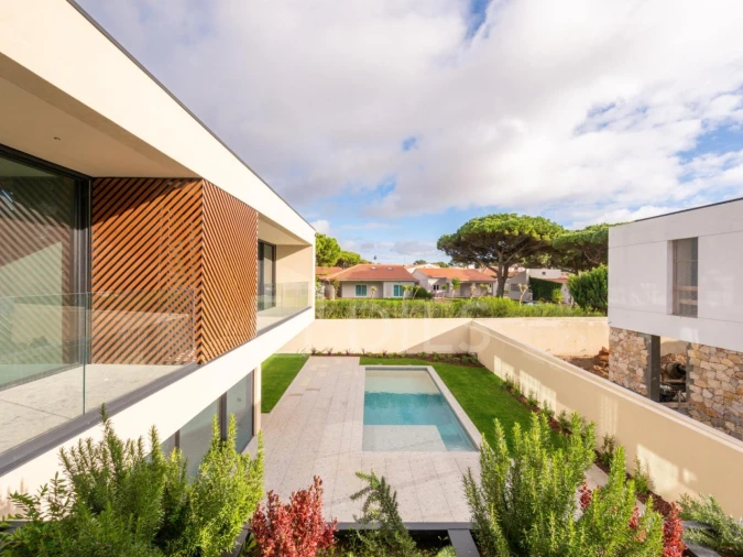 Moradia T5 para Venda em Cascais e Estoril Foto 2