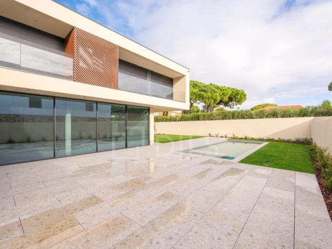 Moradia T5 para Venda em Cascais e Estoril Foto 37