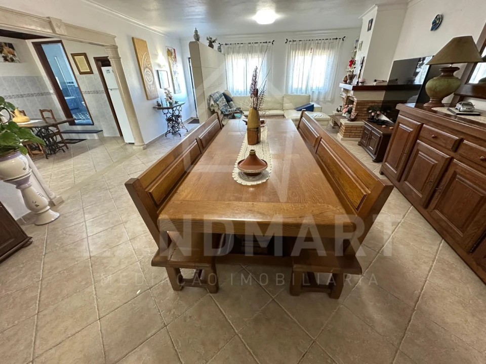 Moradia T2 para Venda em Benedita Foto 3