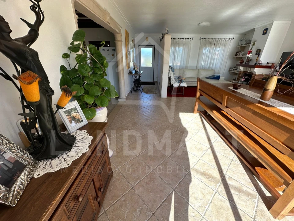 Moradia T2 para Venda em Benedita Foto 5