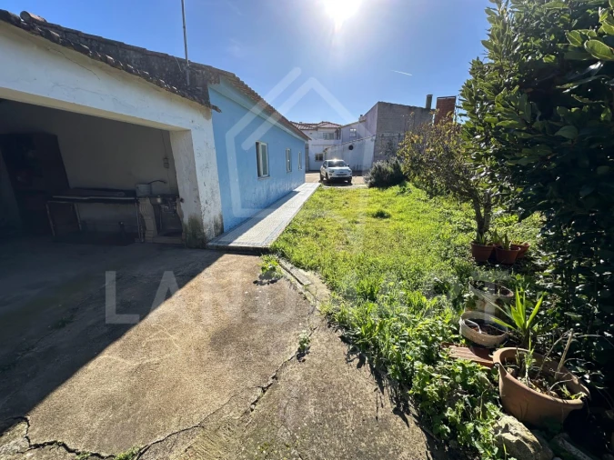 Moradia T2 para Venda em Benedita Foto 29