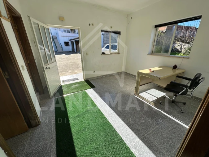 Moradia T2 para Venda em Benedita Foto 32