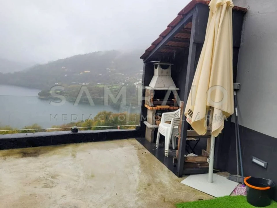 Moradia T3 para Venda em Ventosa e Cova Foto 8